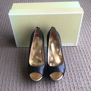 Michael Michael Kora Platform heels